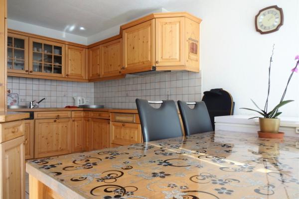 Schöne, helle 4,5 Zimmer-Wohnung in einem sonnigen, ruhigen und familien-freundlichen Gebiet im Luzerner Stadtteil 6014 Littau - Bild# 3