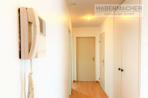 Zentrale, stadtnahe Wohnung direkt neben einem Wald im Grünen - Bild# 2