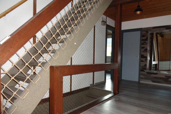 Charmantes und familienfreundliches 7.5-Zimmer Einfamilienhaus mit viel Platz inkl. Carport im schönen Fulenbach / SO - Bild# 4