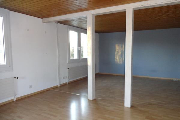 Charmantes und familienfreundliches 7.5-Zimmer Einfamilienhaus mit viel Platz inkl. Carport im schönen Fulenbach / SO - Bild# 6