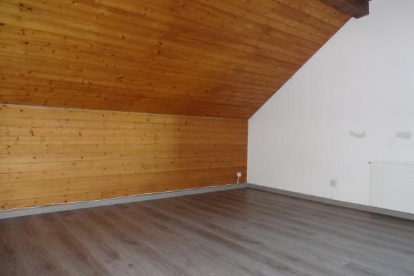 Charmantes und familienfreundliches 7.5-Zimmer Einfamilienhaus mit viel Platz inkl. Carport im schönen Fulenbach / SO - Bild# 8