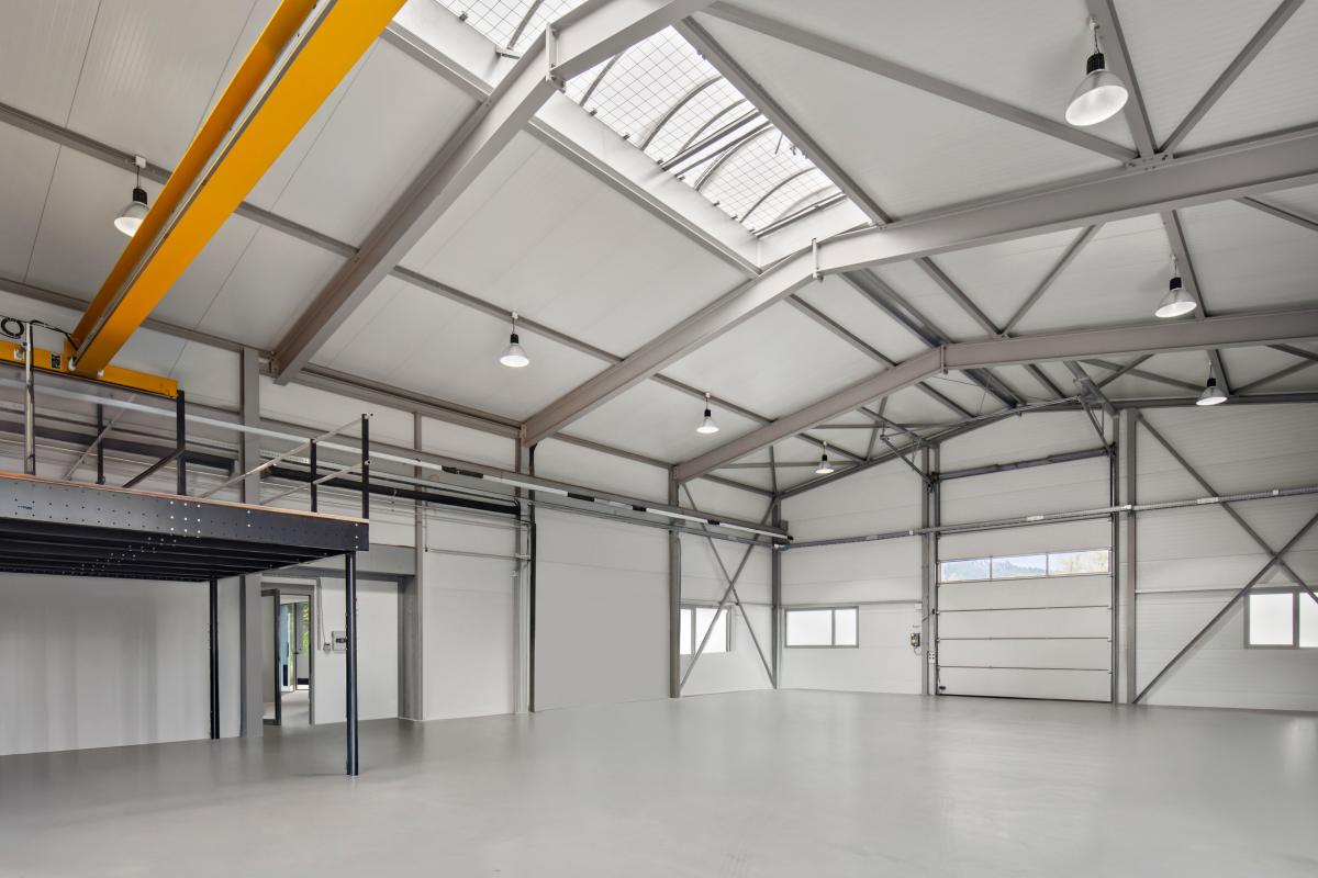 "Moderne Gewerbe / Industriehalle mit angrenzendem Bürogebäude in Bad Zurzach  / AG - Bild# 4