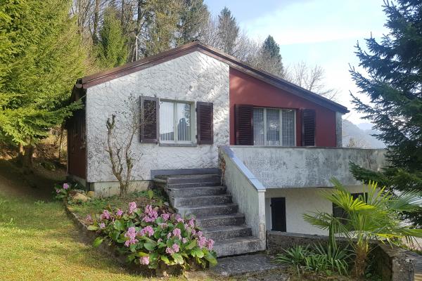 Zu verkaufen Einfamilienhaus (Ferienhaus) in Vitznau mit Sicht auf See & Berge - 6354 Vitznau - Bild# 3